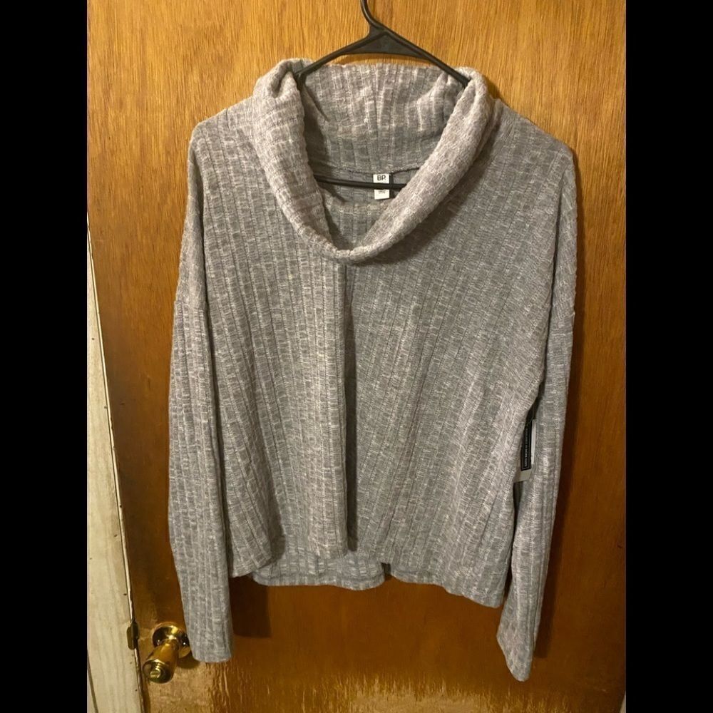 B.P.SWEATER